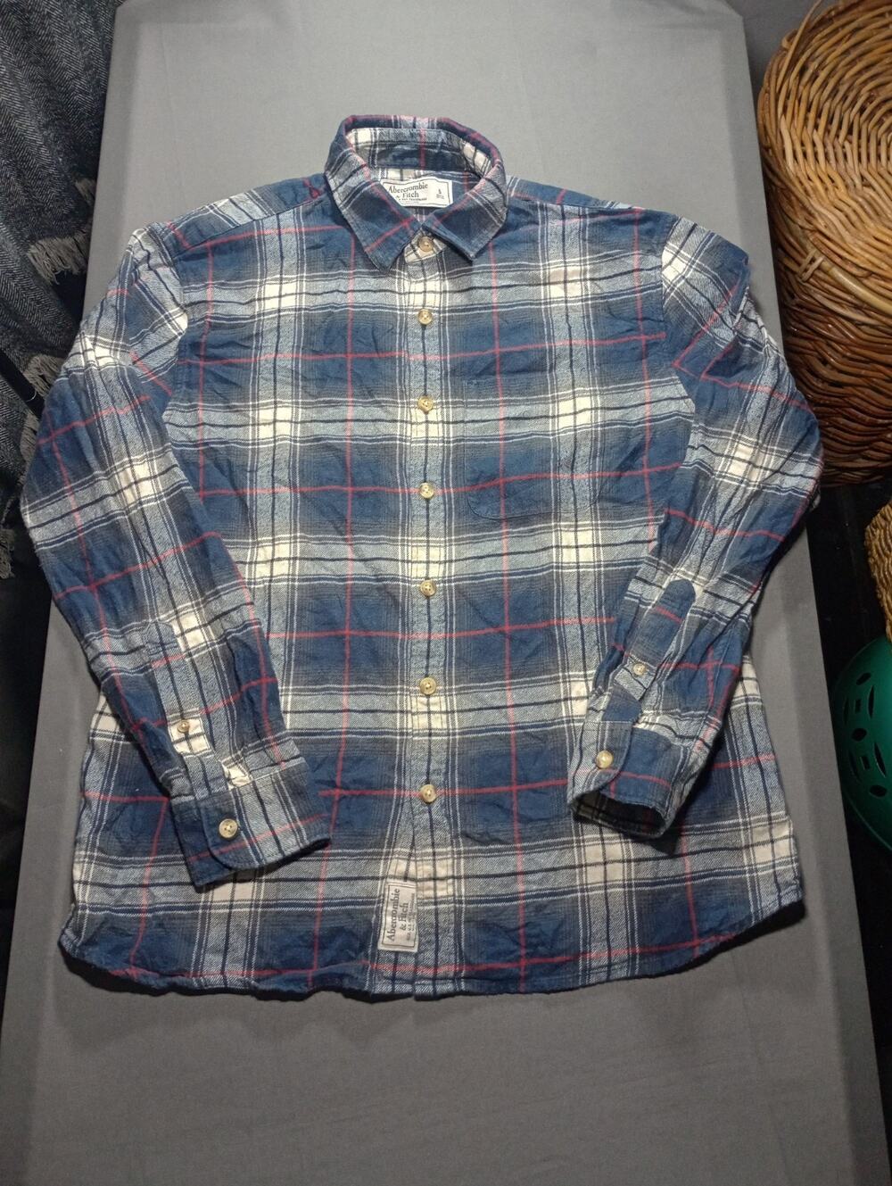 Abercrombie And Fitch Button Up Long Sleeve Shirt Men's Size Small